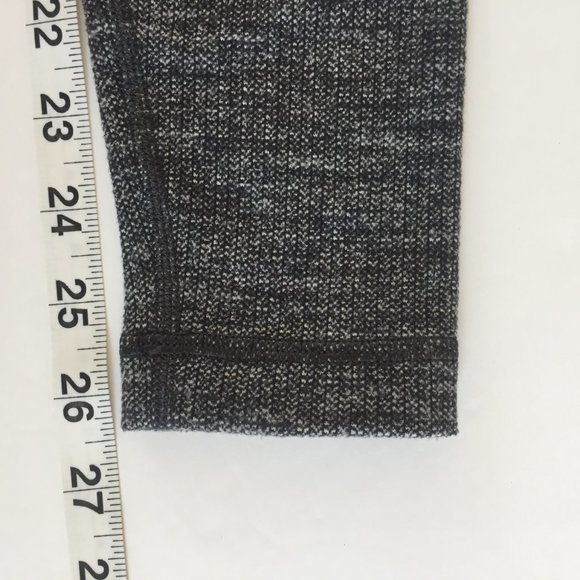 Lululemon Athletica Gray Herringbone Leggings - Picture 2 of 9